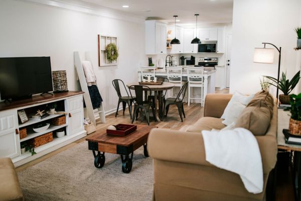 Stylish 4BR Getaway by MHM Luxury Properties