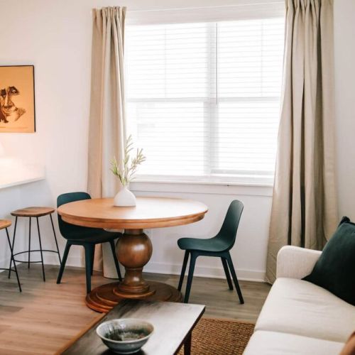 Whether you're savoring a homemade breakfast or sharing stories over dinner, this thoughtfully curated space sets the perfect backdrop. Reserve your stay now and treat yourself to dining in sophistication during your time in the Classic City