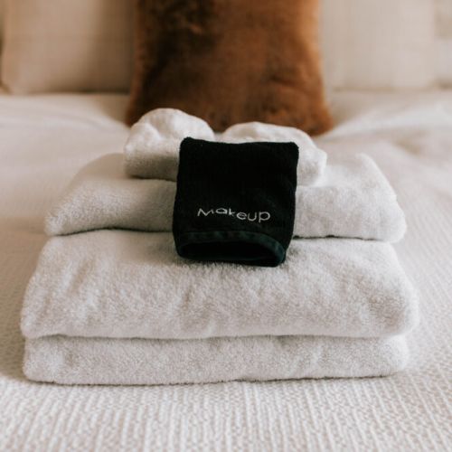 It's all in the details. Plush towels and special touches like a dedicated makeup cloth show we’ve thought of everything — so you can relax and feel truly cared for.