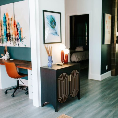 From bold decor to a custom workspace, this stylish setup makes productivity feel like a luxury.
