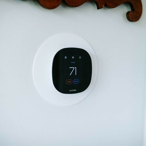 Stay cool or cozy with ease! Our cabin is equipped with Ecobee, giving you control over the temperature for the perfect stay.
