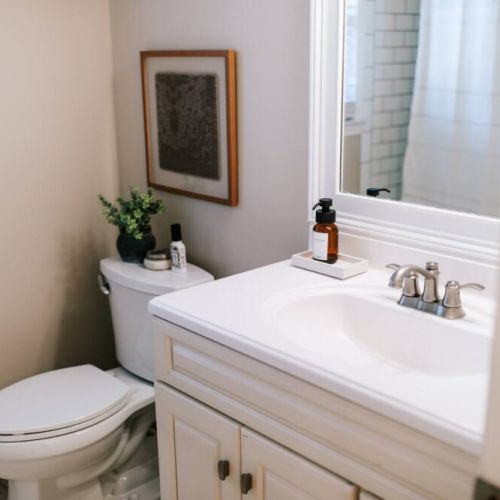 Modern luxury meets convenience: this stylish bathroom is equipped with all the essentials, ensuring a comfortable and relaxing experience for every guest.