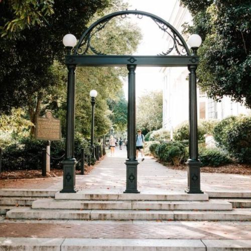 Our property is perfect home base when visiting The UGA Campus, The Five Points Area,  Sanford Stadium, and Downtown Athens.